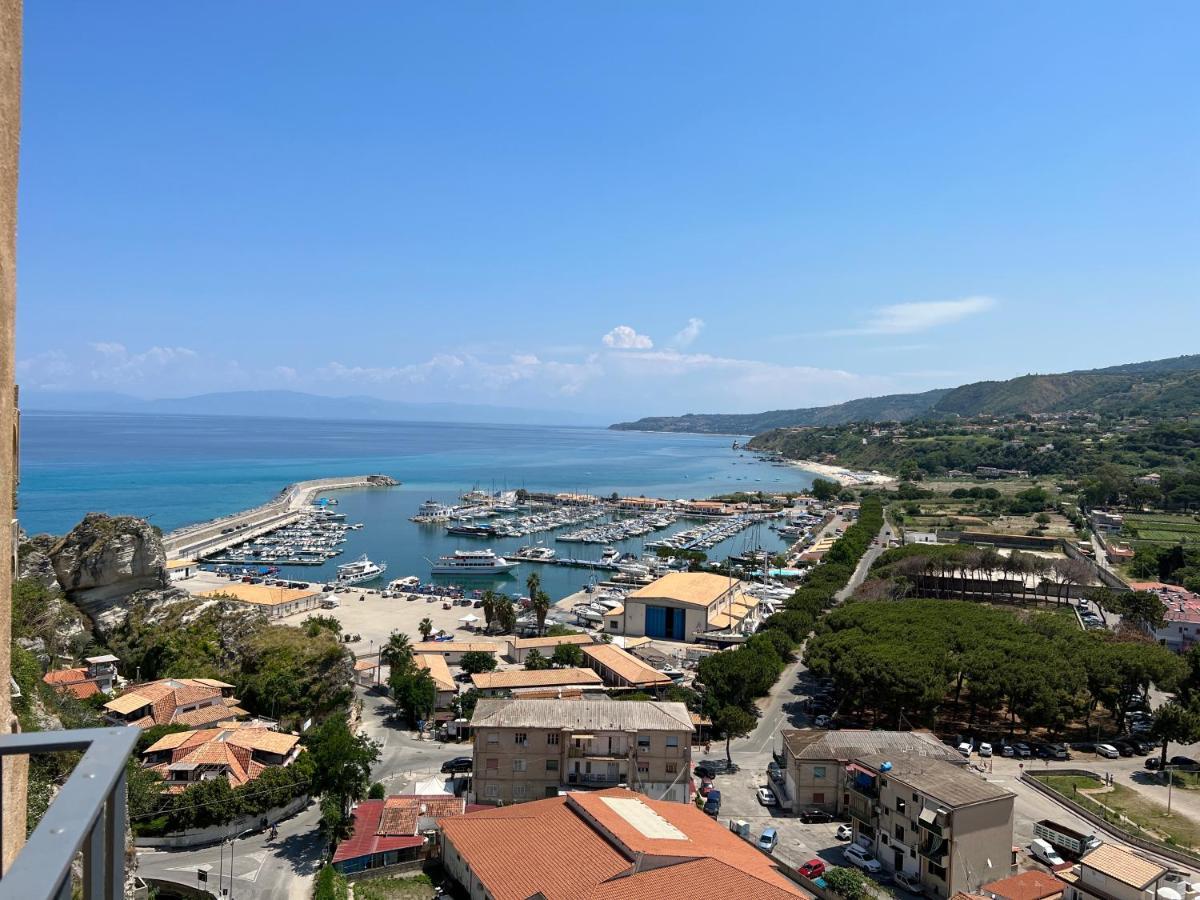 La Rupe Apartments Tropea Exteriér fotografie